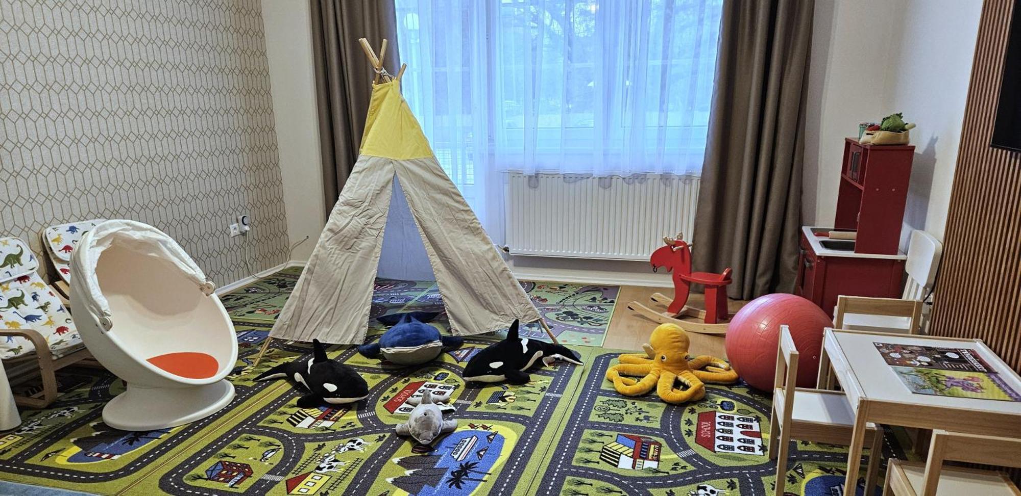 Holdvirag Hotel Sárvár 外观 照片